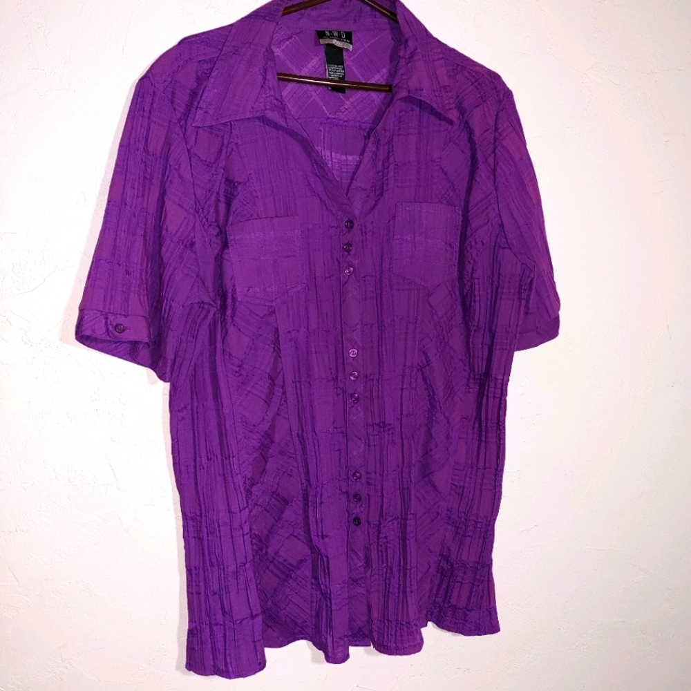 N.W.D. PLUS Womens Blouse